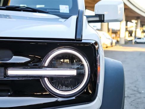 New 2025 Ford Bronco Outer Banks w/ Sasquatch Package image 7