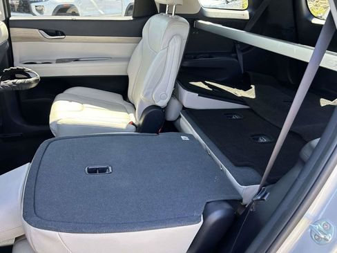 Used 2021 Hyundai Palisade SEL w/ Premium Package FWD image 15