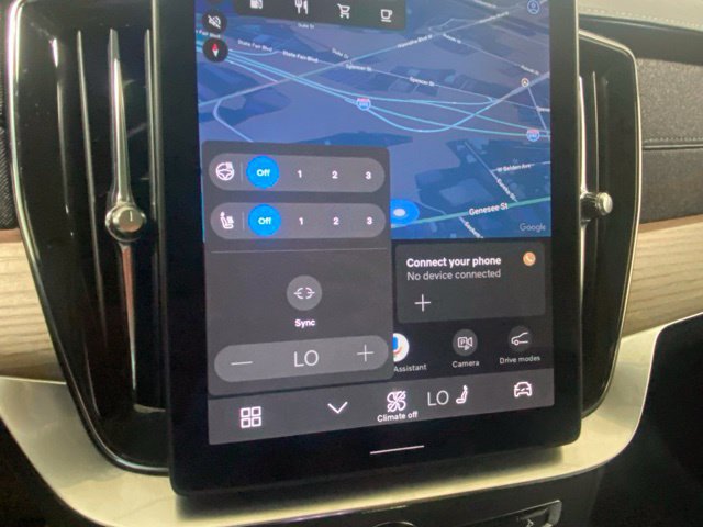 Certified 2026 Volvo XC90 B6 Plus AWD/4WD image 19
