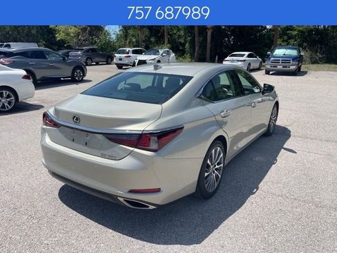 Used 2021 Lexus ES 350 w/ Premium Package FWD image 2