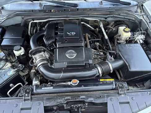 Used 2016 Nissan Frontier SV AWD/4WD image 22