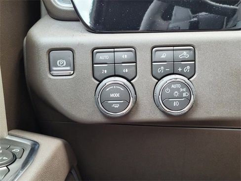 New 2026 Chevrolet Silverado 1500 LTZ w/ Z71 Off-Road Package image 20