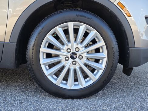 Used 2019 Lincoln MKC Premiere image 41