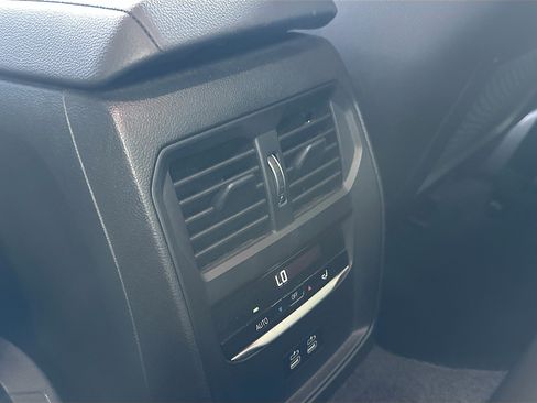 Used 2022 BMW 230i Coupe w/ M Sport Package RWD image 25