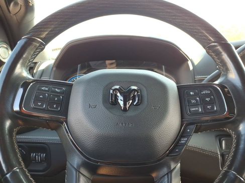 Used 2022 RAM 3500 Limited AWD/4WD image 26