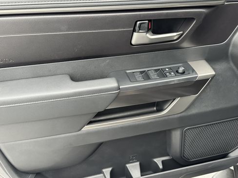 New 2026 Toyota Tundra SR5 AWD/4WD image 18