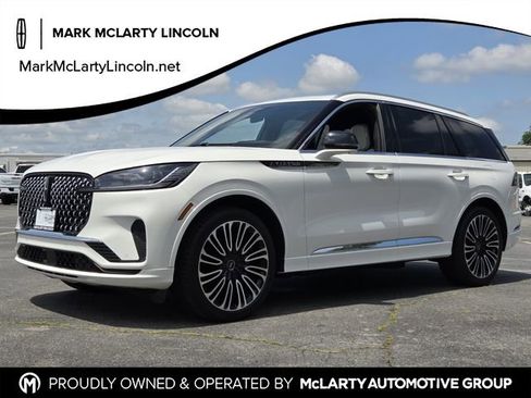 New 2026 Lincoln Aviator Black Label w/ Dynamic Handling Package AWD/4WD image 1