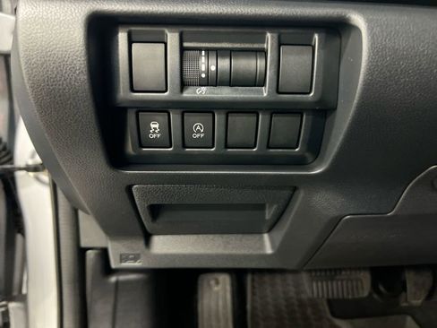 Used 2022 Subaru Crosstrek 2.0i Premium w/ Popular Package #3 image 18