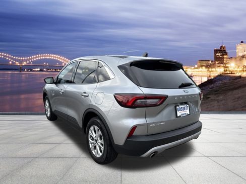 Used 2024 Ford Escape Active w/ Cold Weather Package image 3