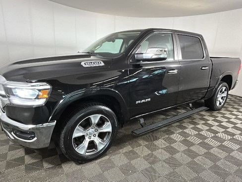 Used 2019 RAM 1500 Laramie AWD/4WD image 8