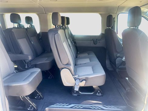 Used 2023 Ford Transit 350 XLT image 28