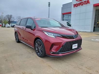 Used 2025 Toyota Sienna XSE