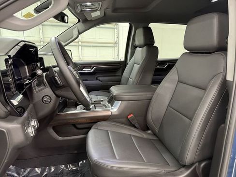 Used 2024 GMC Sierra 1500 SLT w/ SLT Premium Package image 20