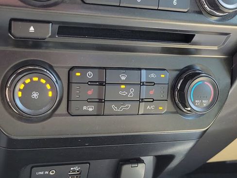 Used 2015 Ford F150 XLT w/ Equipment Group 302A Luxury RWD image 26
