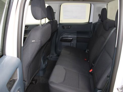 New 2025 Ford Maverick XL image 22