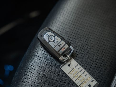 Used 2022 Ford F150 Lariat w/ Equipment Group 502A High image 55