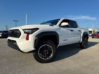 Used 2025 Toyota Tacoma TRD Off-Road AWD/4WD 360° Tour