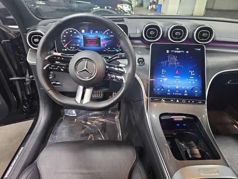 Used 2024 Mercedes-Benz C 300 Sedan image 17