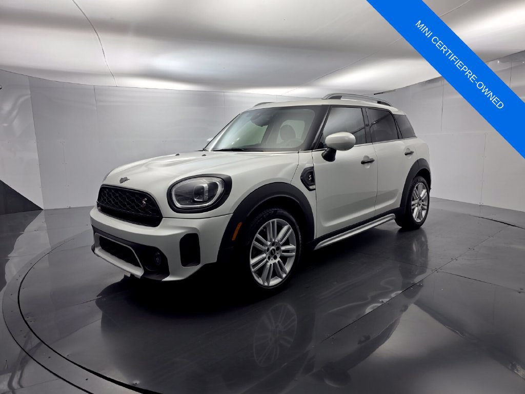 Used 2024 MINI Cooper Countryman S w/ Premium Package FWD image 8