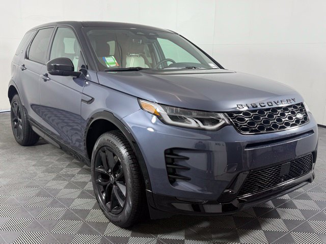 Certified 2025 Land Rover Discovery Sport Dynamic SE AWD/4WD image 10