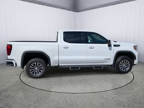Used 2021 GMC Sierra 1500 AT4 AWD/4WD image 2