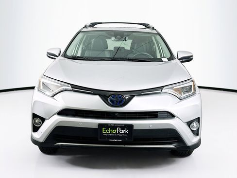 Used 2016 Toyota RAV4 Limited image 2