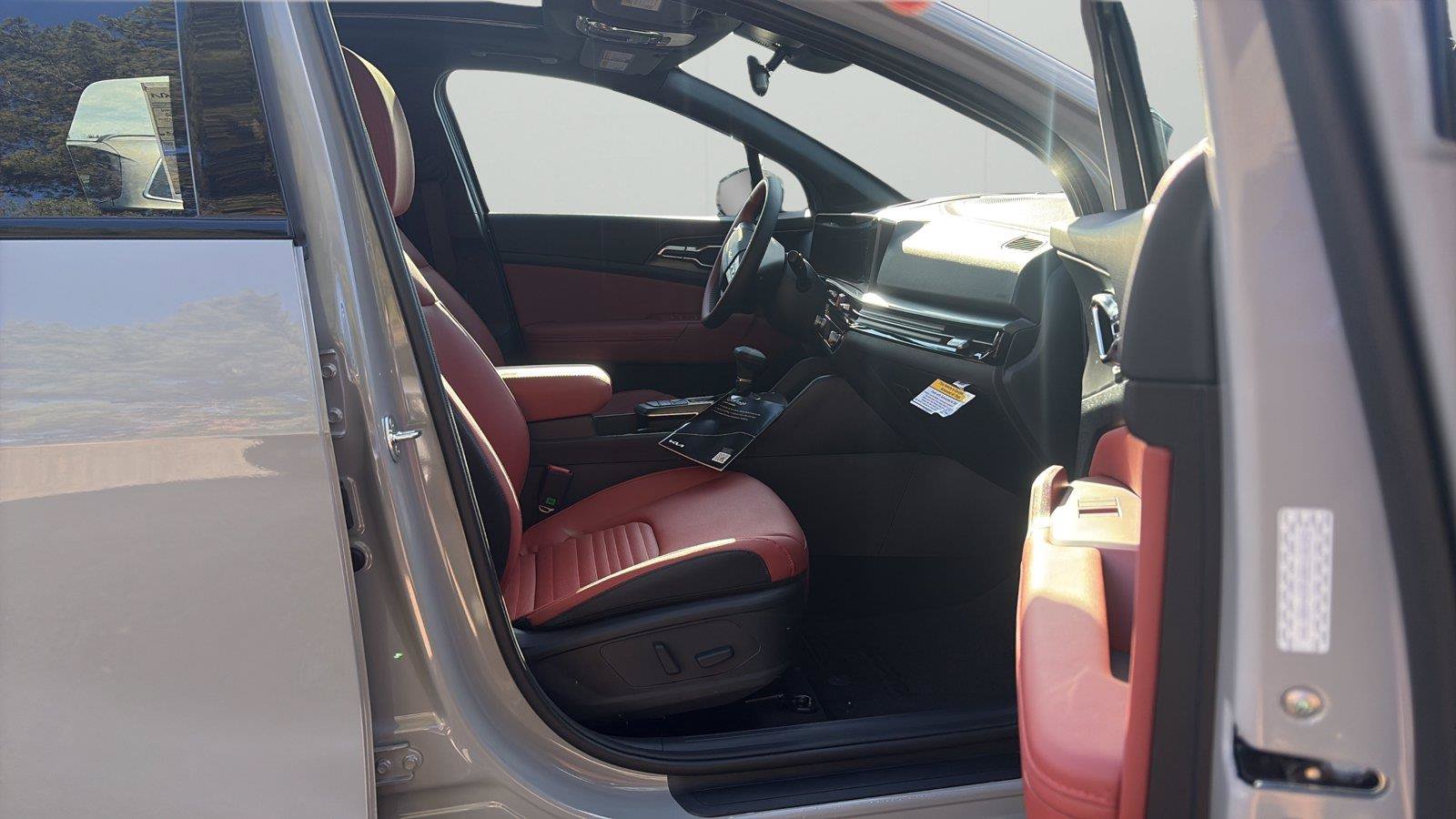 New 2027 Kia Sportage SX FWD image 14