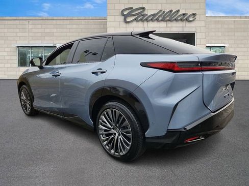 Used 2023 Lexus RZ 450e Premium image 8