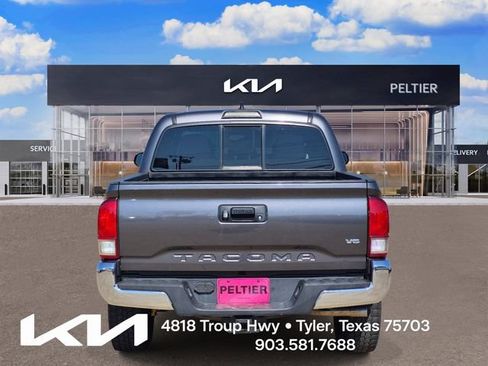 Used 2016 Toyota Tacoma TRD Off-Road w/ Towing Package AWD/4WD image 5
