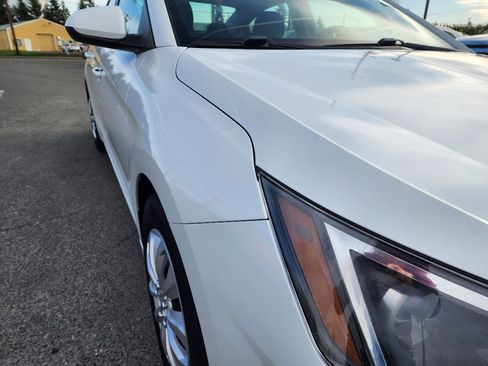 Used 2019 Hyundai Elantra SE w/ Cargo Package image 26