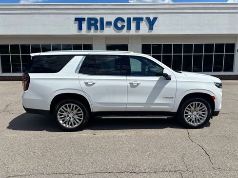 Used 2023 Chevrolet Tahoe LT w/ LT Signature Plus Package image 5