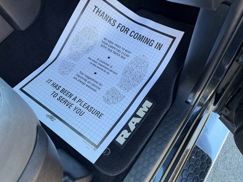 Used 2018 RAM 1500 Classic SLT w/ Luxury Group image 49