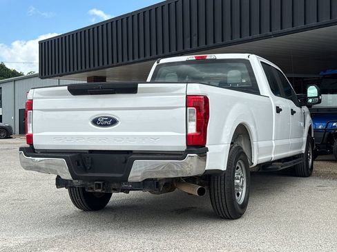 Used 2018 Ford F250 XL w/ Power Equipment Group RWD image 9