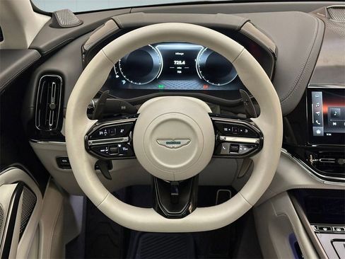 New 2025 Aston Martin DBX 707 image 18