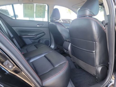 Used 2024 Nissan Altima 2.5 SR FWD image 23