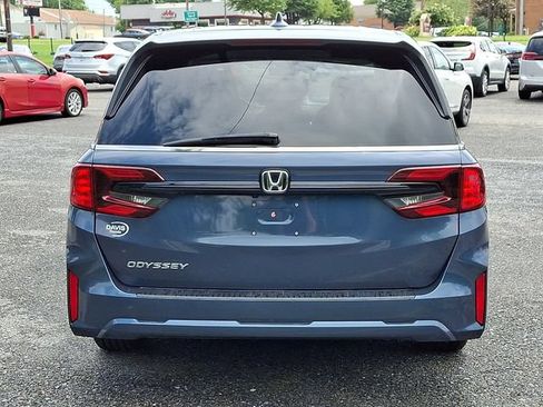 Used 2025 Honda Odyssey EX-L image 5