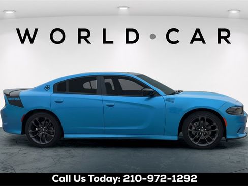 Used 2023 Dodge Charger R/T w/ Daytona Edition Group image 2