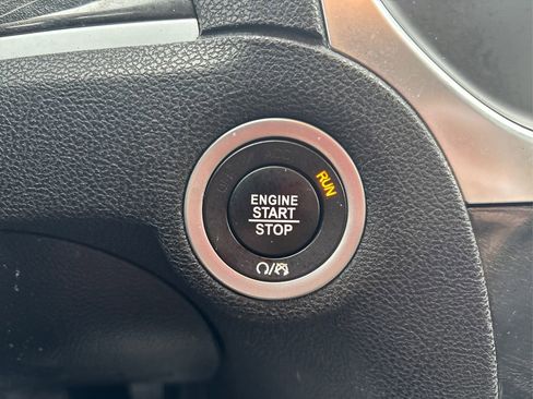 Used 2021 Chrysler 300 Touring L image 28