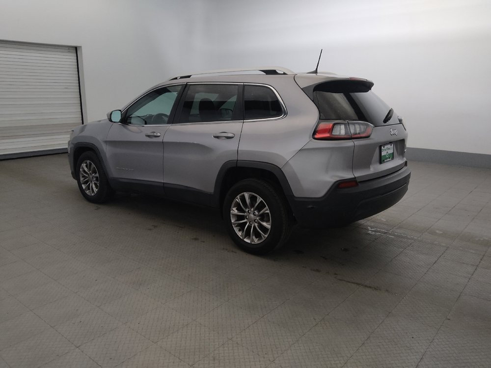 Used 2020 Jeep Cherokee Latitude Plus w/ Cold Weather Group FWD image 3