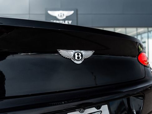 Used 2020 Bentley Continental GT image 10