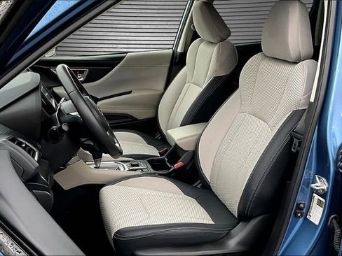 Used 2023 Subaru Forester Premium image 20