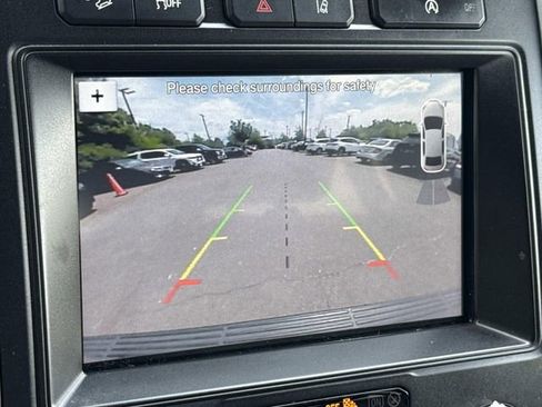 Used 2018 Ford Expedition Max XLT w/ Equipment Group 202A AWD/4WD image 21
