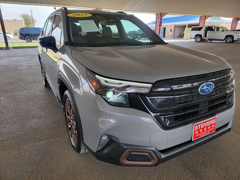 Used 2025 Subaru Forester Sport AWD/4WD image 5