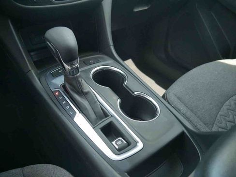Used 2024 Chevrolet Equinox LT AWD/4WD image 28