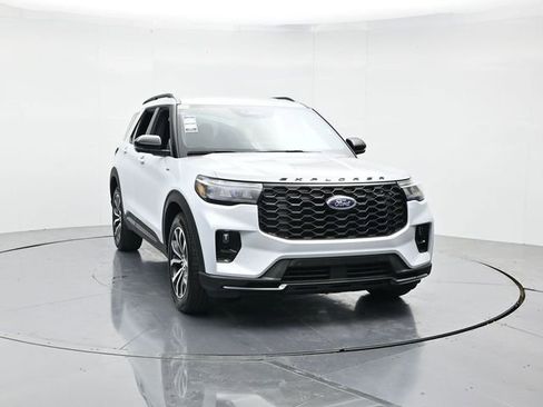 New 2026 Ford Explorer ST-Line RWD image 5