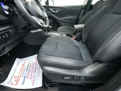 Used 2023 Subaru Forester Premium image 15