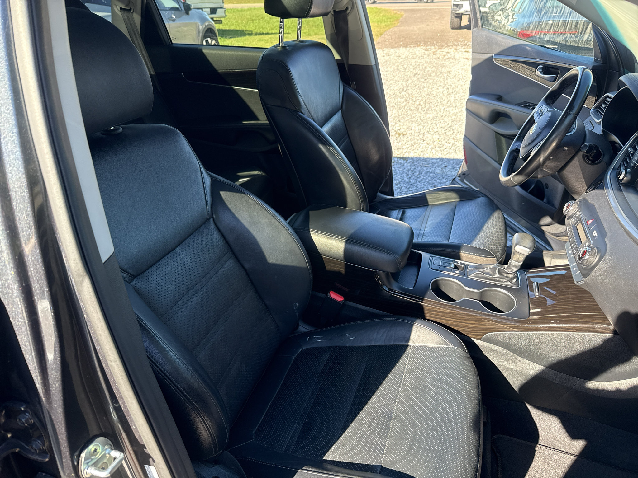 Used 2020 Kia Sorento EX FWD image 20