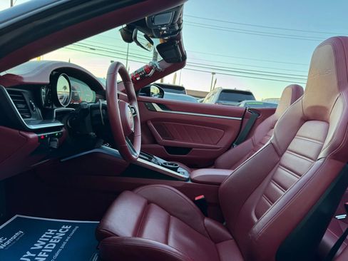 Used 2022 Porsche 911 Turbo S w/ 911 Turbo Sportdesign Package image 11