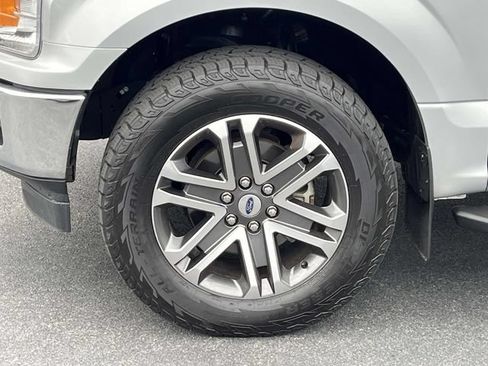 Used 2019 Ford F150 XLT w/ Equipment Group 301A Mid AWD/4WD image 11