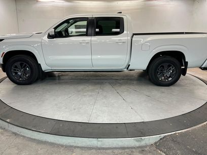 New 2026 Nissan Frontier SV w/ Tow Package